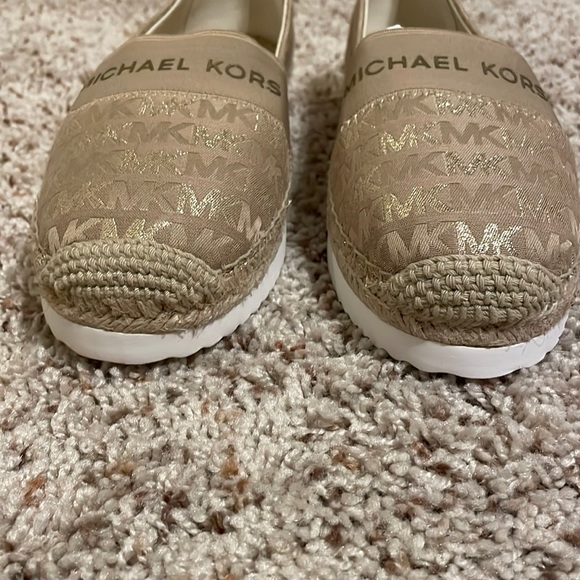 NWT - Michael Kors Bicky Espadrille; size 9; color: camel - Picture 3 of 7
